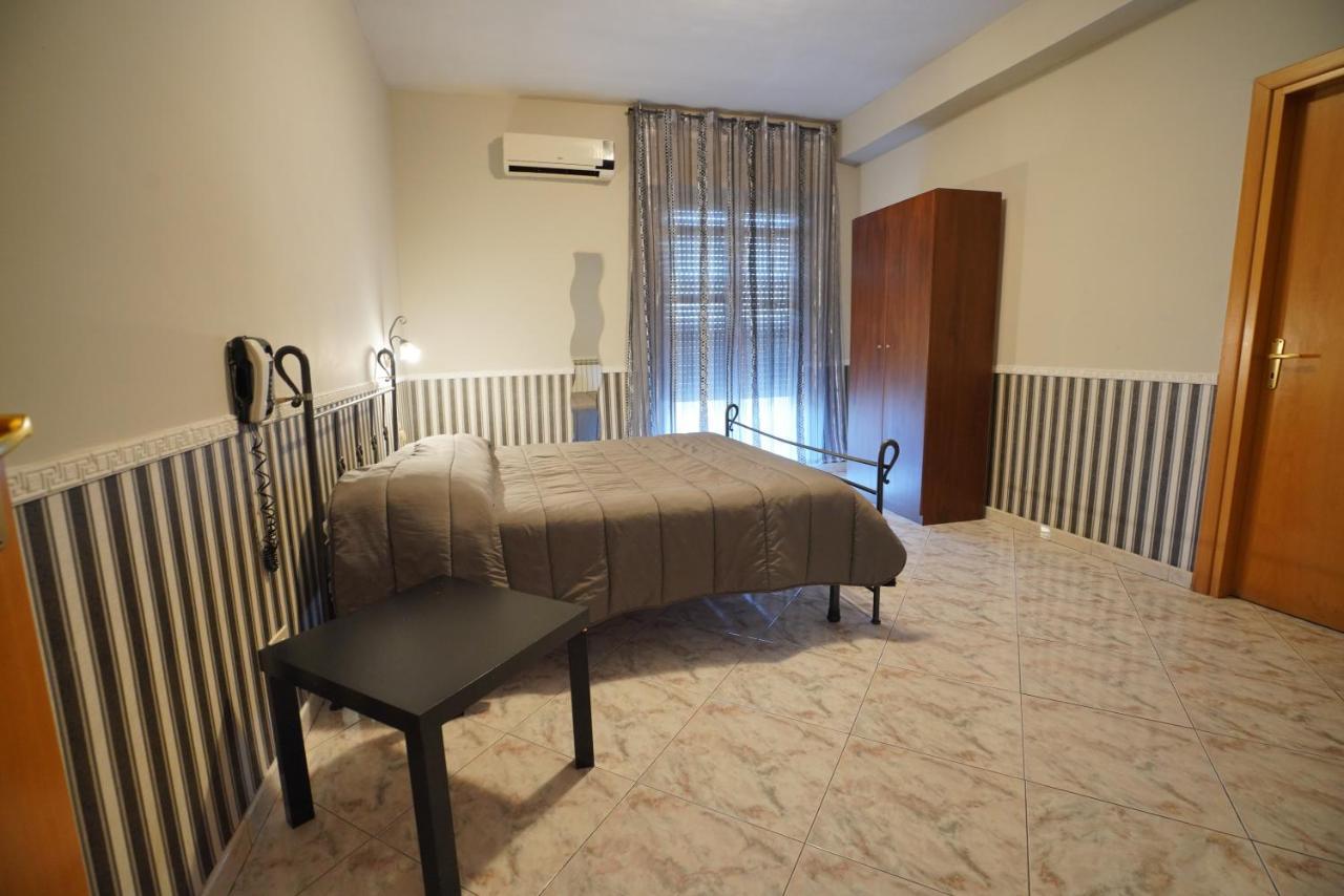 Hotel Stefany Lago Patria Exterior photo